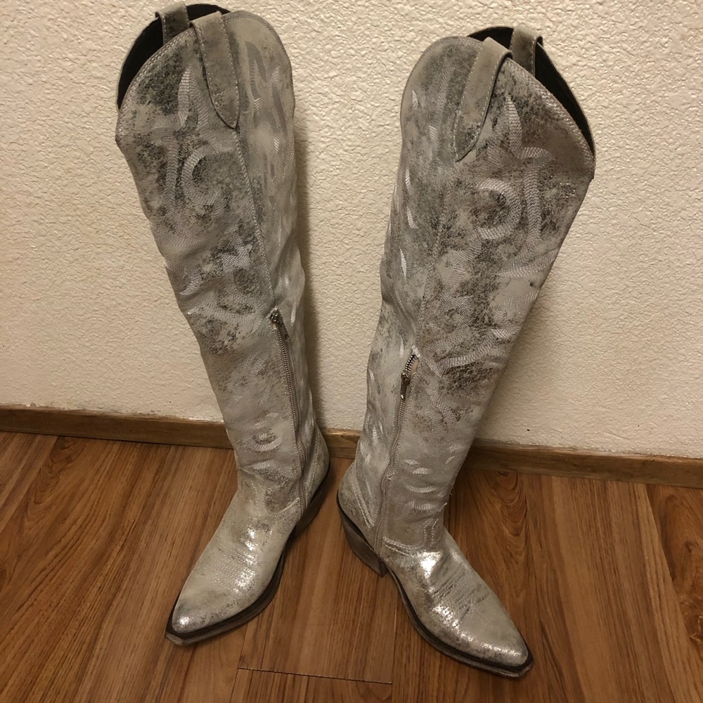 NWOB LIBERTY Black Allysa Metallic Silver Over-the-Knee Boots - Picture 3 of 17